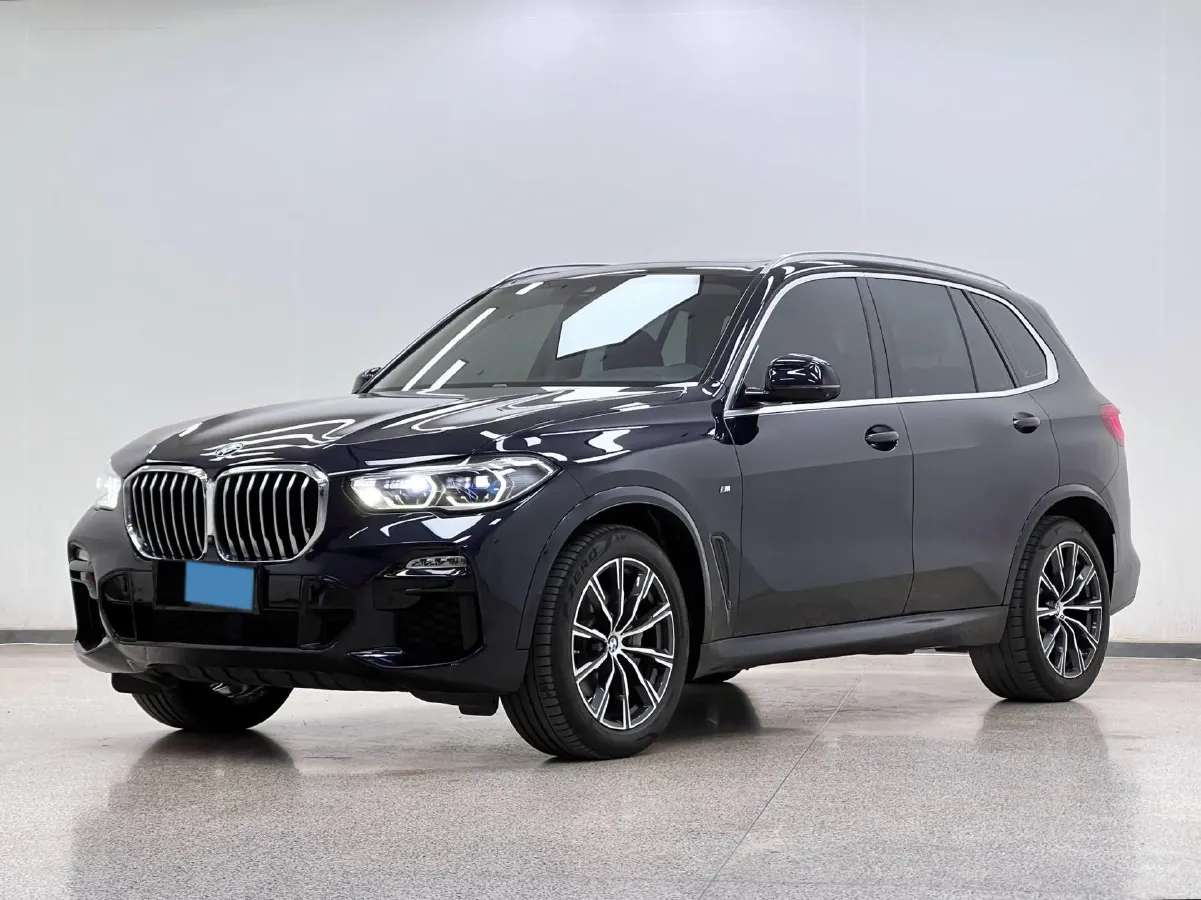 2020 BMW X5 3.0T 340HP L6 8AT,autocango,china used car exporter,china ev exporter,chinese used car exporter,chinese used ev exporter