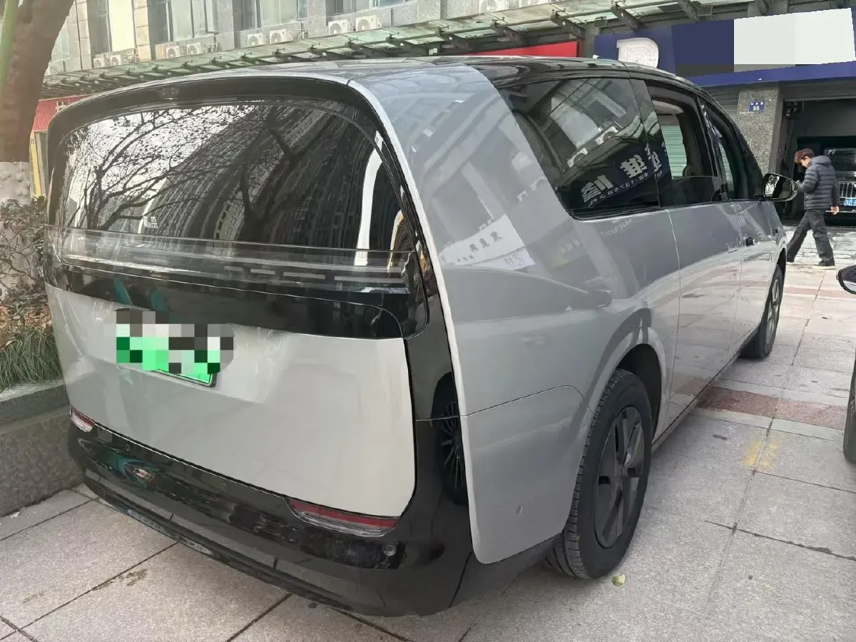 2024 Li MEGA BEV 102.7KWH,autocango,china used car exporter,china ev exporter,chinese used car exporter,chinese used ev exporter