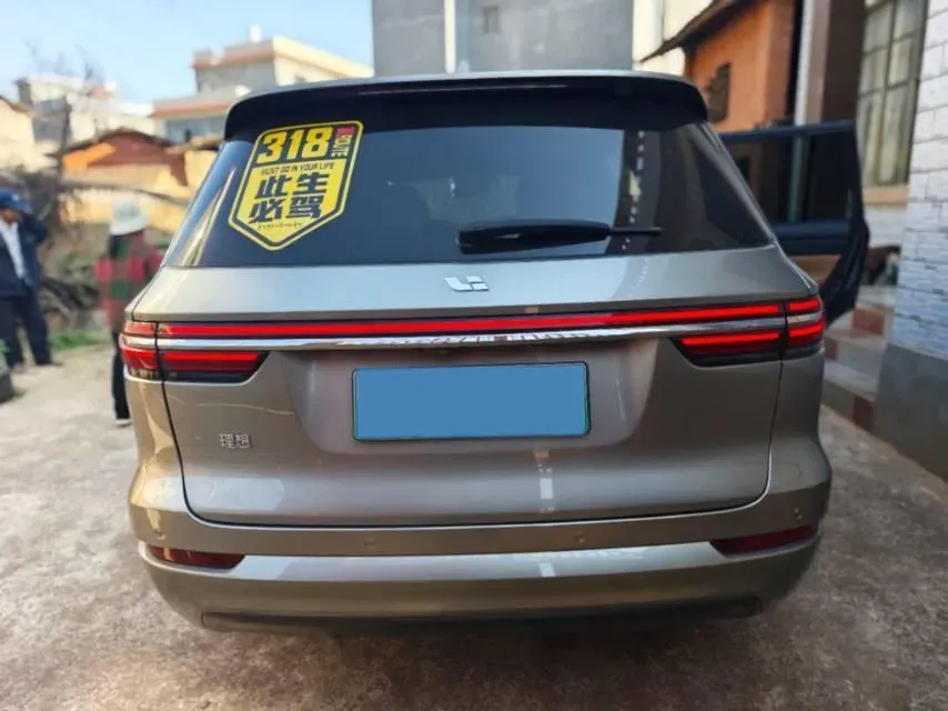2021 Li ONE Range Extended 131HP REEV 40.5KWH,autocango,china used car exporter,china ev exporter,chinese used car exporter,chinese used ev exporter