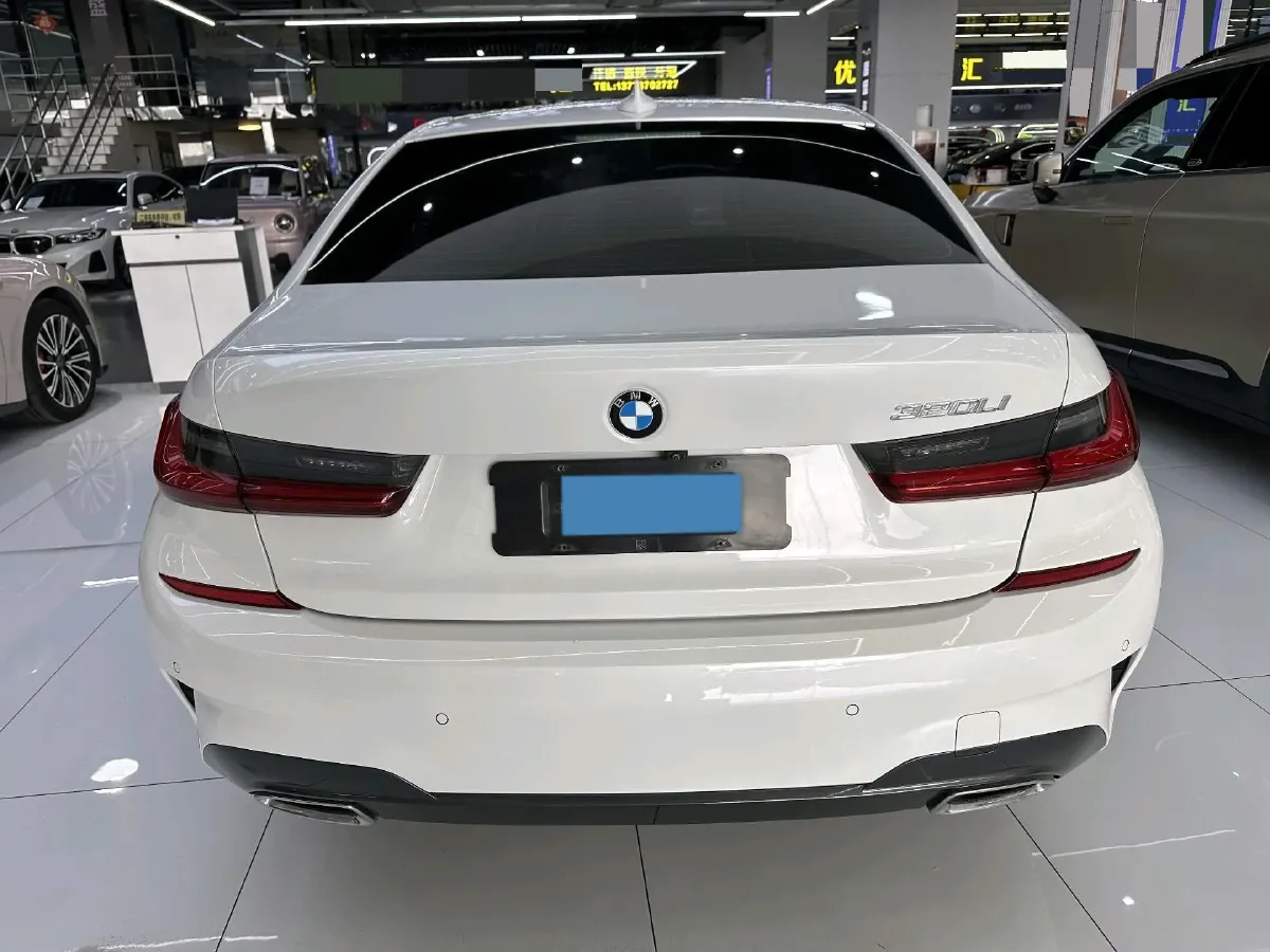 2021 BMW 3 Series 2.0T 156HP L4 8AT,autocango,china used car exporter,china ev exporter,chinese used car exporter,chinese used ev exporter