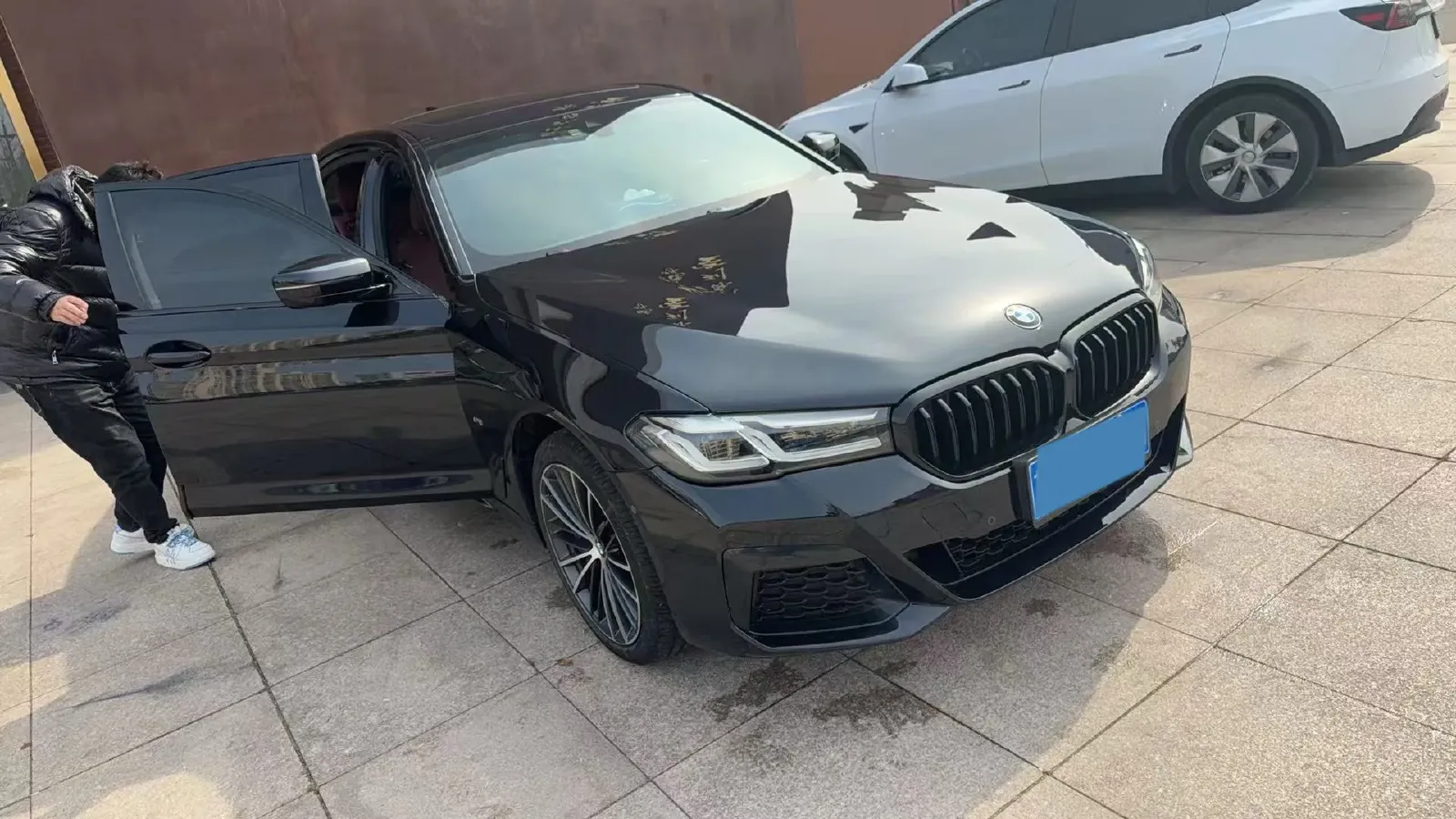 2022 BMW 5 Series 2.0T 252HP L4 8AT,autocango,china used car exporter,china ev exporter,chinese used car exporter,chinese used ev exporter