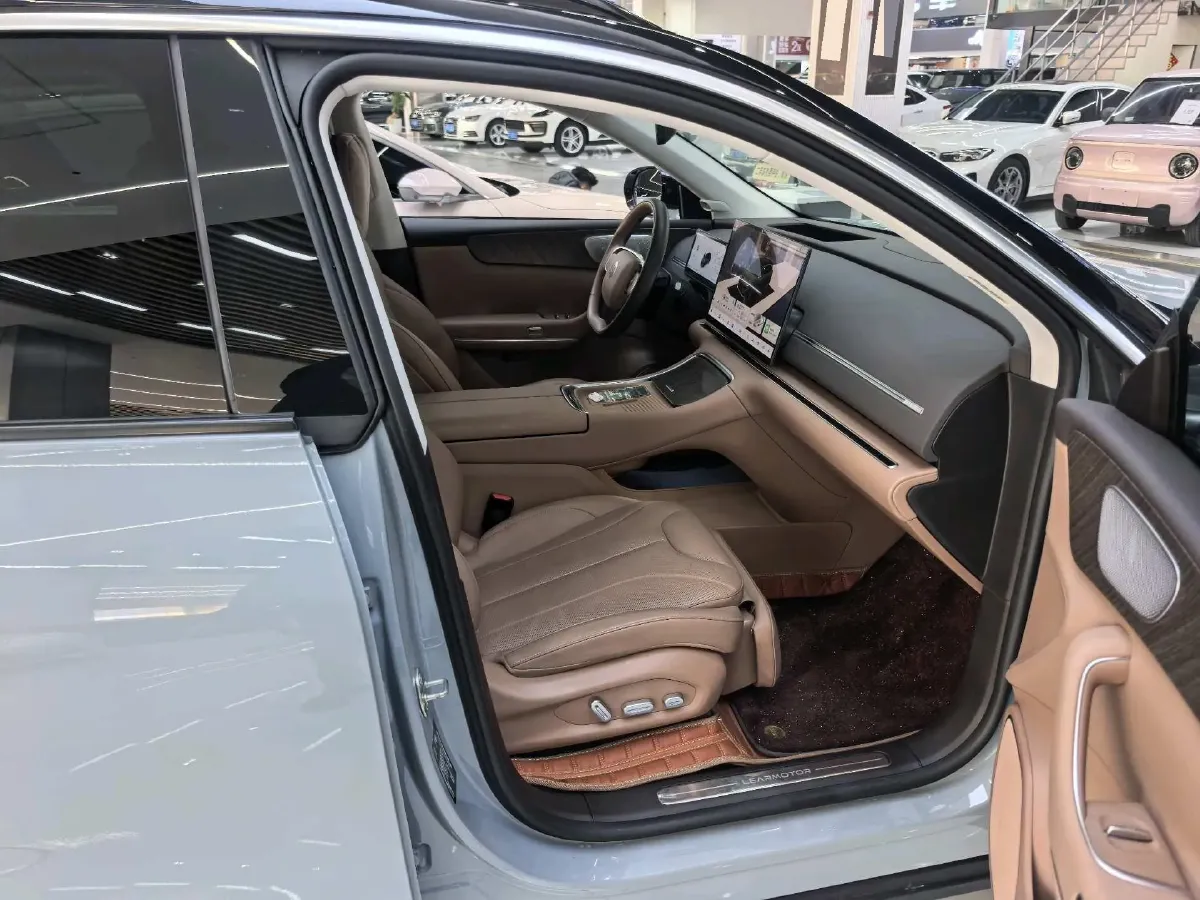 2026 Leapmotor C11 REEV 95HP REEV,autocango,china used car exporter,china ev exporter,chinese used car exporter,chinese used ev exporter