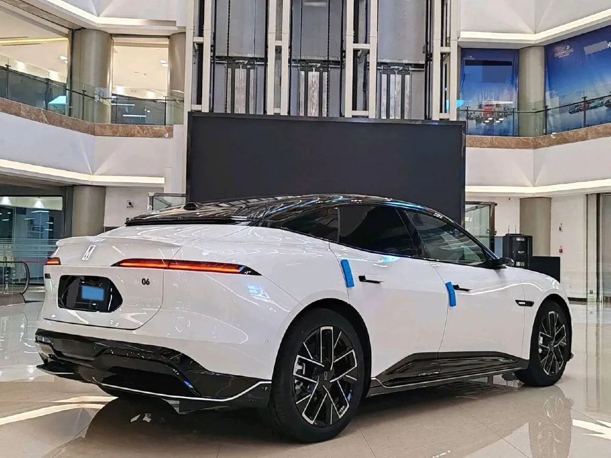 2025 Avatr 06 BEV,autocango,china used car exporter,china ev exporter,chinese used car exporter,chinese used ev exporter