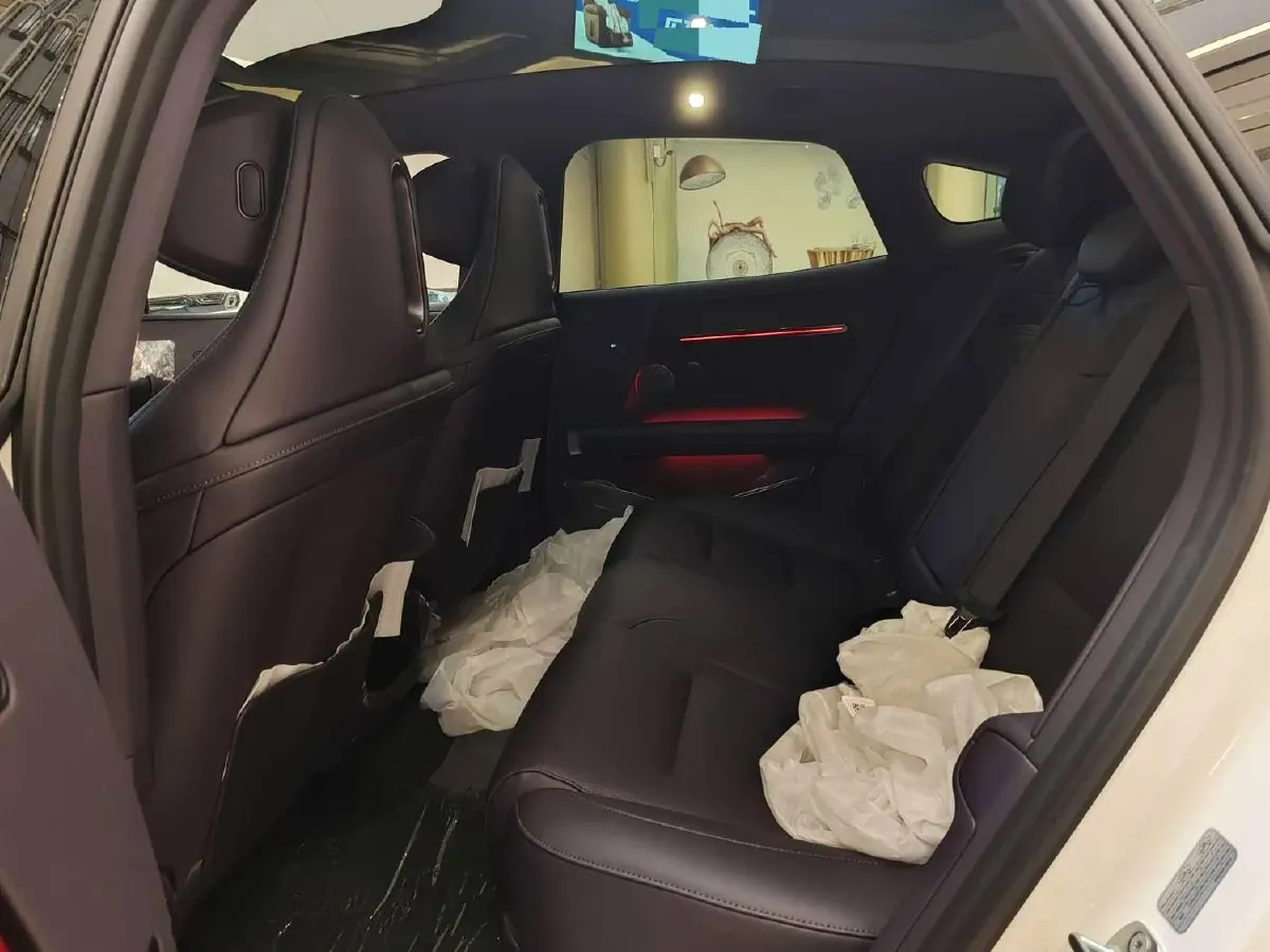 2025 Avatr 06 BEV,autocango,china used car exporter,china ev exporter,chinese used car exporter,chinese used ev exporter