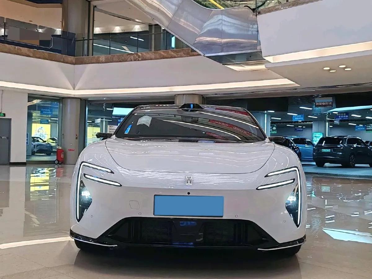 2025 Avatr 06 BEV,autocango,china used car exporter,china ev exporter,chinese used car exporter,chinese used ev exporter