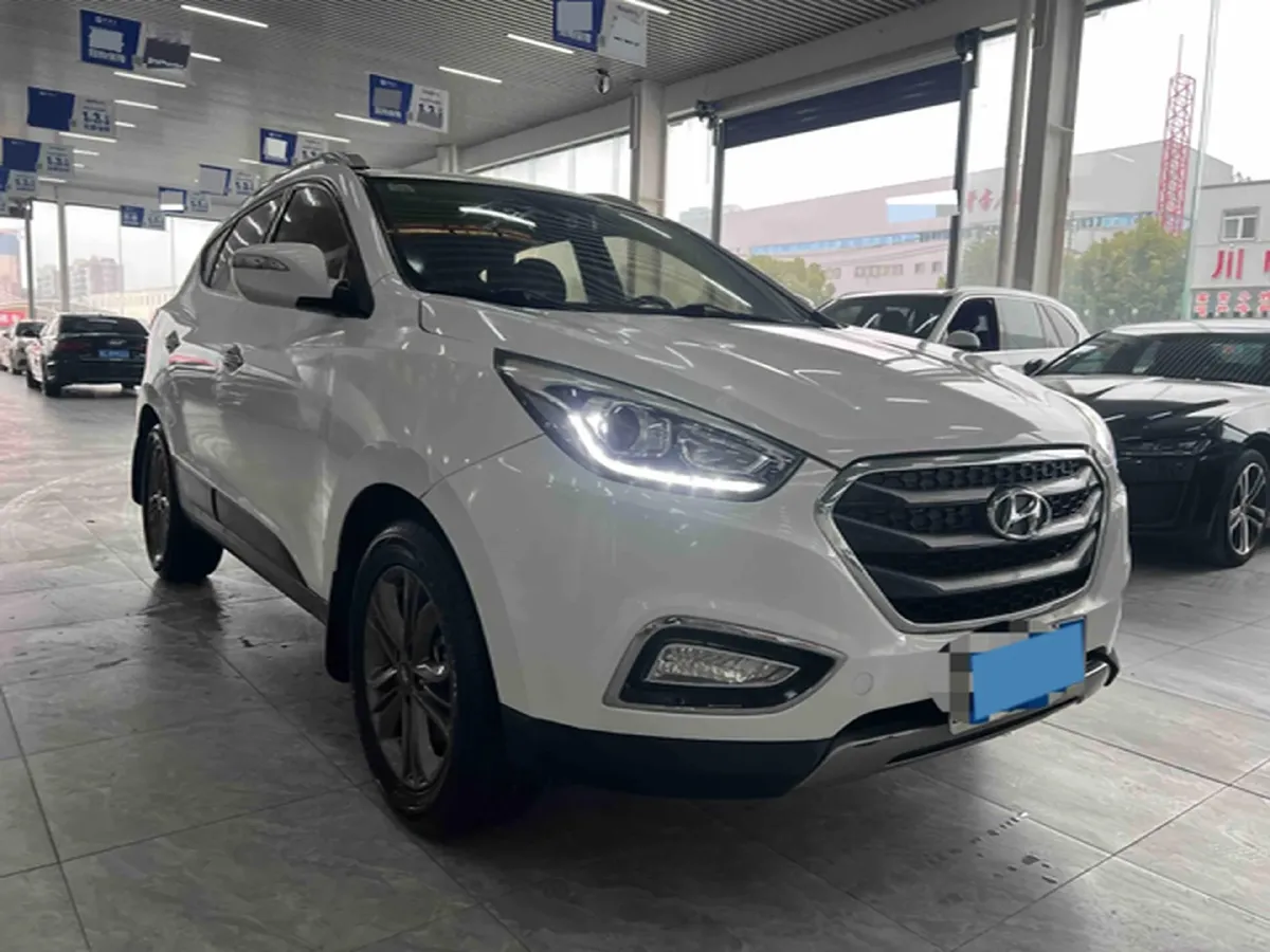 2015 Hyundai ix35 2.0L 165HP L4 6AT,autocango,china used car exporter,china ev exporter,chinese used car exporter,chinese used ev exporter