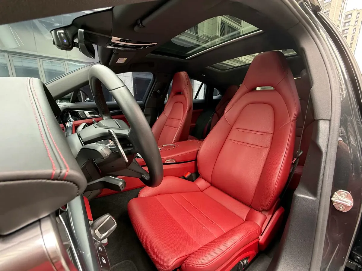 2021 Porsche Panamera 2.9T 330HP V6 8DCT,autocango,china used car exporter,china ev exporter,chinese used car exporter,chinese used ev exporter