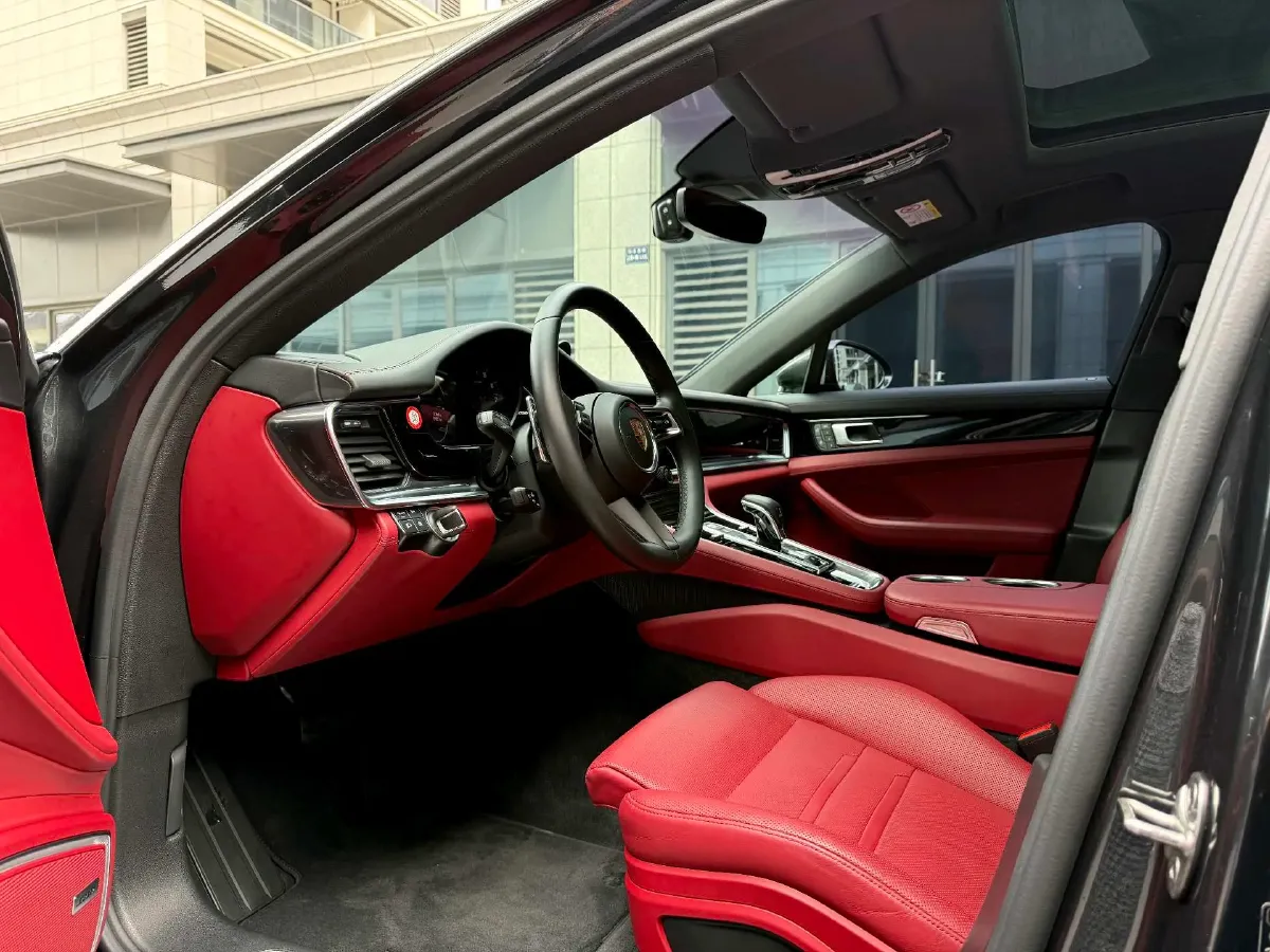 2021 Porsche Panamera 2.9T 330HP V6 8DCT,autocango,china used car exporter,china ev exporter,chinese used car exporter,chinese used ev exporter