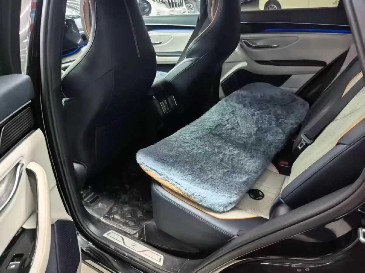 2022 Hyundai Tucson 2.0L 150HP L4 6AT Hybrid,autocango,china used car exporter,china ev exporter,chinese used car exporter,chinese used ev exporter