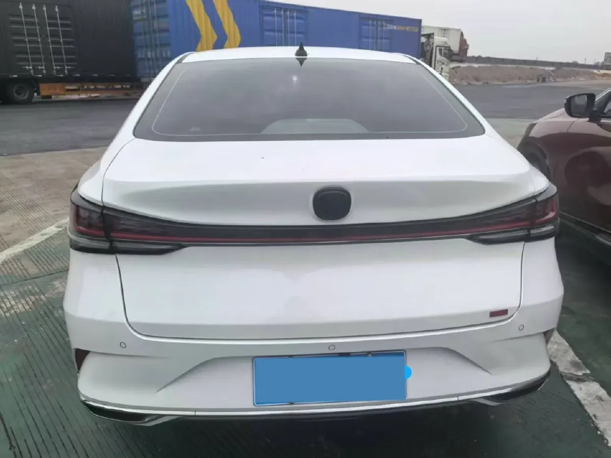 2023 ChangAn Raeton Plus 1.5T 188HP L4 7DCT,autocango,china used car exporter,china ev exporter,chinese used car exporter,chinese used ev exporter