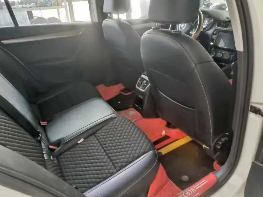 2018 Skoda Octavia 1.2T 116HP L4 7DCT,autocango,china used car exporter,china ev exporter,chinese used car exporter,chinese used ev exporter