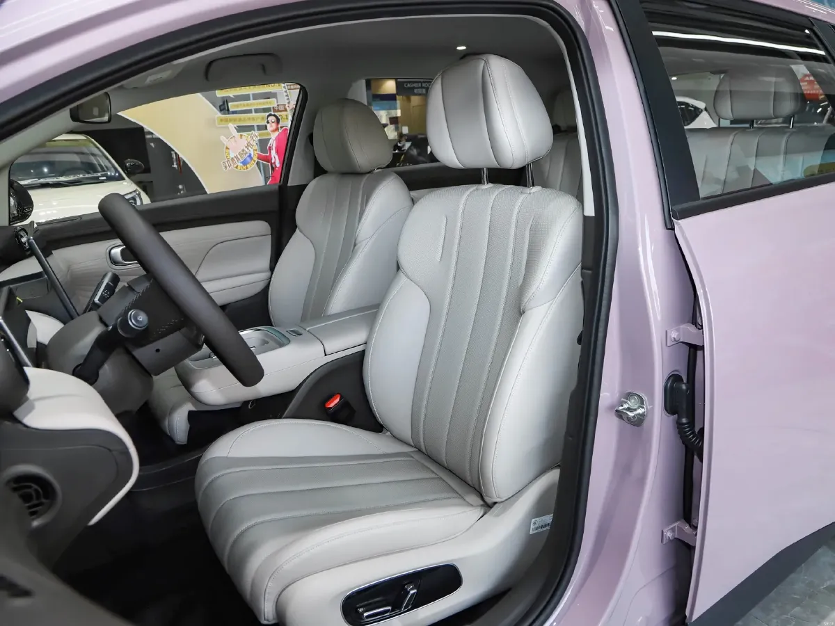 2025 Aion AION UT BEV 44.257/44.12/44.133KWH,autocango,china used car exporter,china ev exporter,chinese used car exporter,chinese used ev exporter