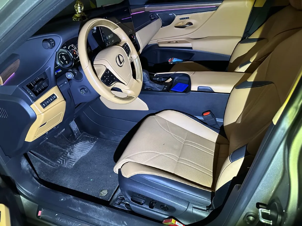 2022 Lexus ES 2.5L 178HP L4 E-CVT Hybrid,autocango,china used car exporter,china ev exporter,chinese used car exporter,chinese used ev exporter