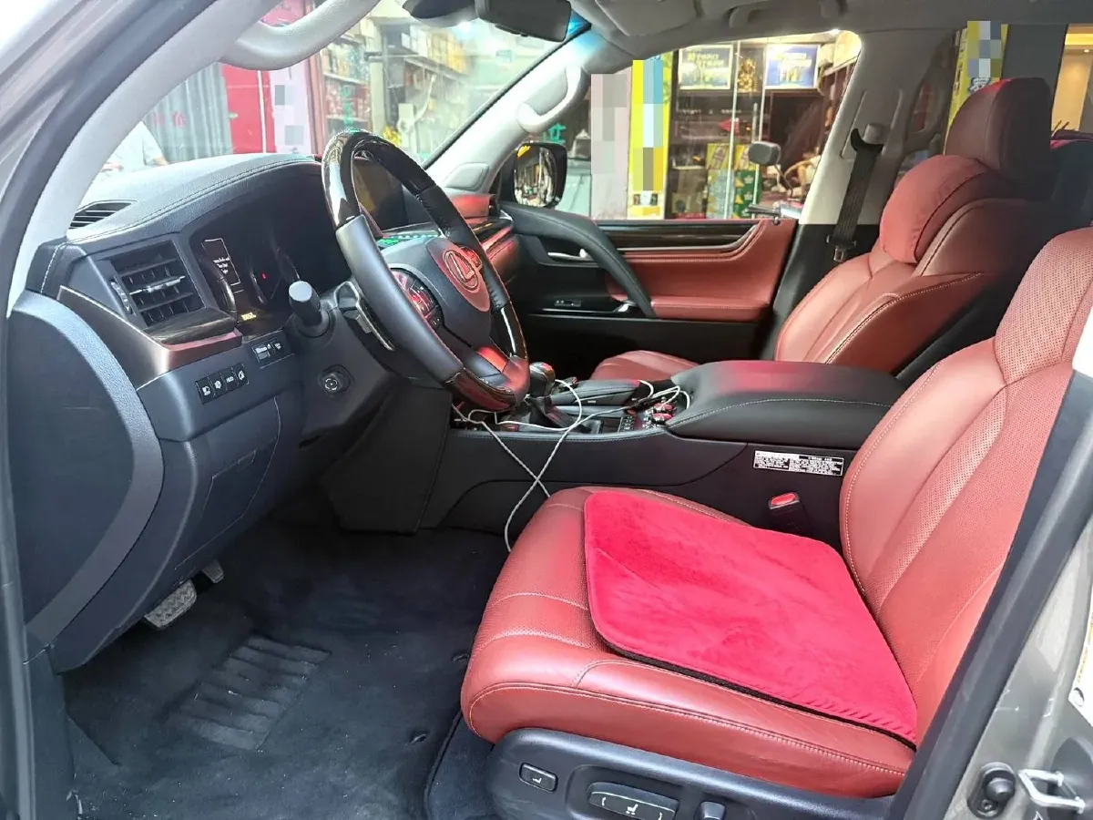 2017 Lexus LX 5.7L 367HP V8 8AT,autocango,china used car exporter,china ev exporter,chinese used car exporter,chinese used ev exporter