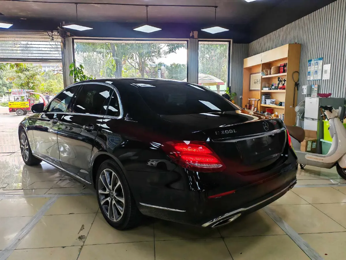 2020 Mercedes-Benz E Class 1.5T 184HP L4 9AT,autocango,china used car exporter,china ev exporter,chinese used car exporter,chinese used ev exporter