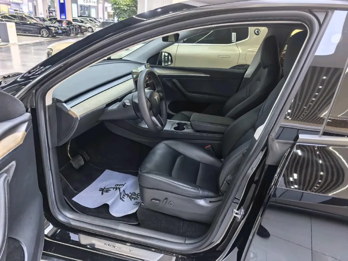 2022 Tesla Model Y BEV 60KWH,autocango,china used car exporter,china ev exporter,chinese used car exporter,chinese used ev exporter