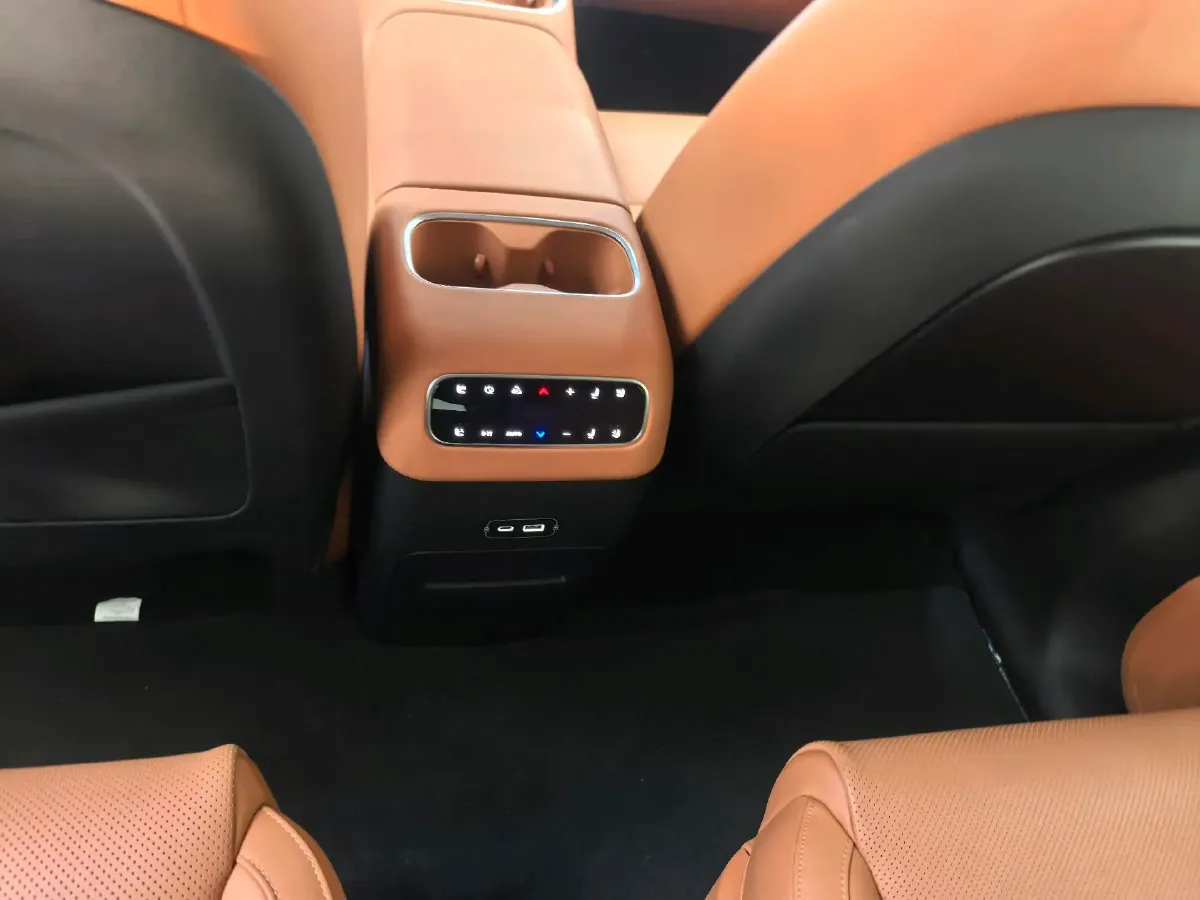 2026 Leapmotor C16 REEV 95HP REEV,autocango,china used car exporter,china ev exporter,chinese used car exporter,chinese used ev exporter