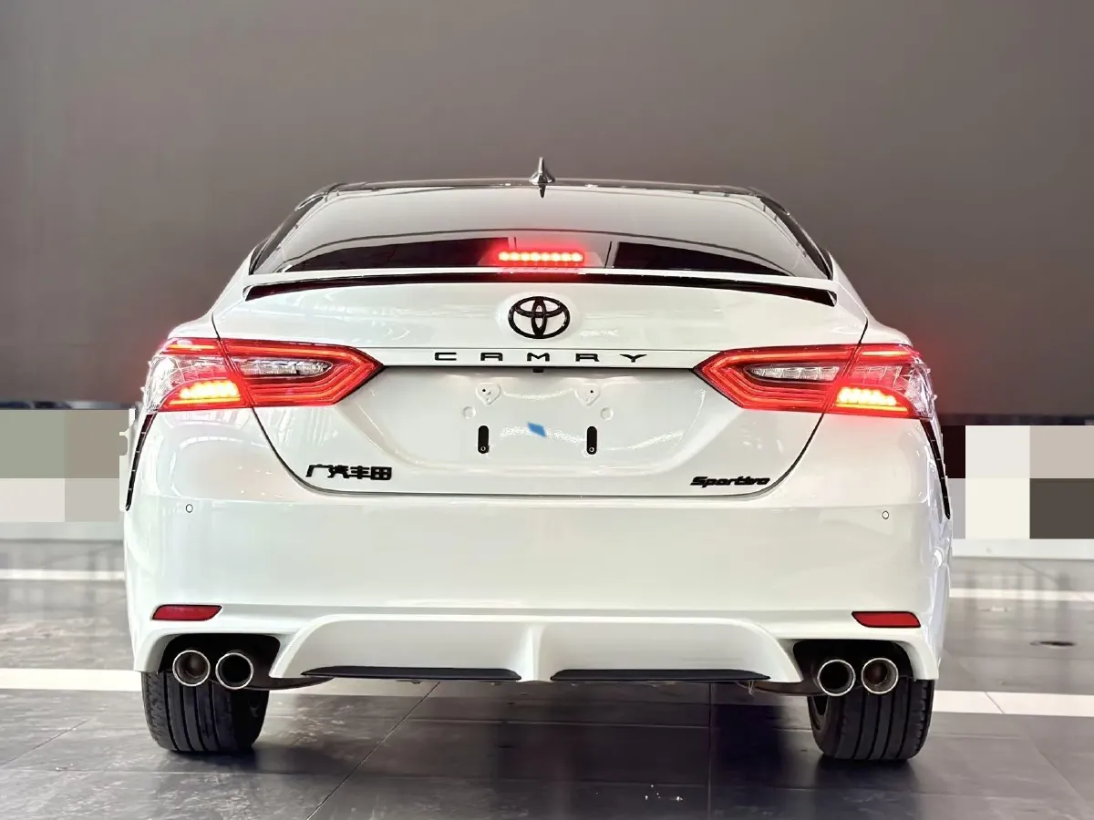 2022 Toyota Camry 2.5L 209HP L4 8AT,autocango,china used car exporter,china ev exporter,chinese used car exporter,chinese used ev exporter