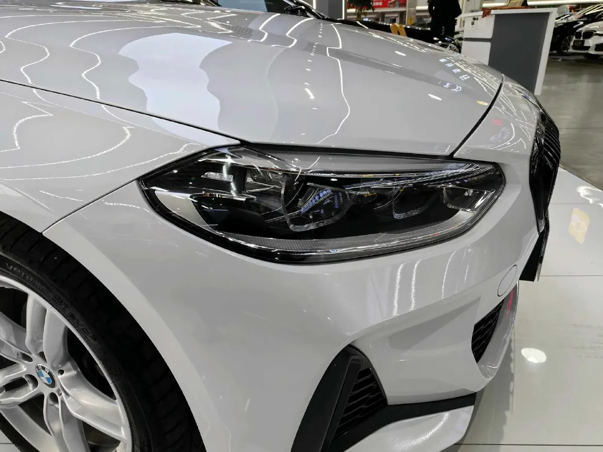 2021 BMW 1 Series 1.5T 140HP L3 7DCT,autocango,china used car exporter,china ev exporter,chinese used car exporter,chinese used ev exporter