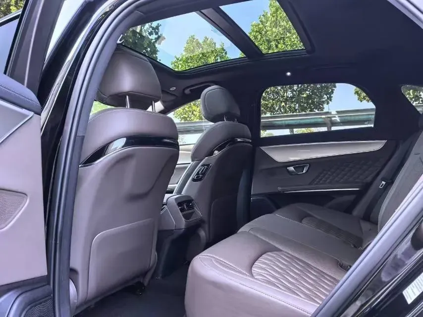 2020 WEY VV7 2.0T 227HP L4 7DCT PHEV,autocango,china used car exporter,china ev exporter,chinese used car exporter,chinese used ev exporter