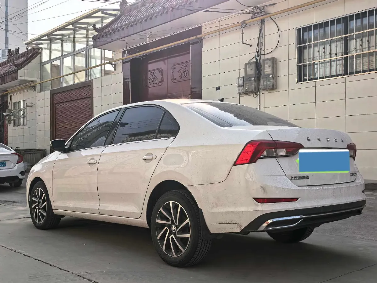 2020 Skoda Rapid 1.5L 112HP L4 6AT,autocango,china used car exporter,china ev exporter,chinese used car exporter,chinese used ev exporter