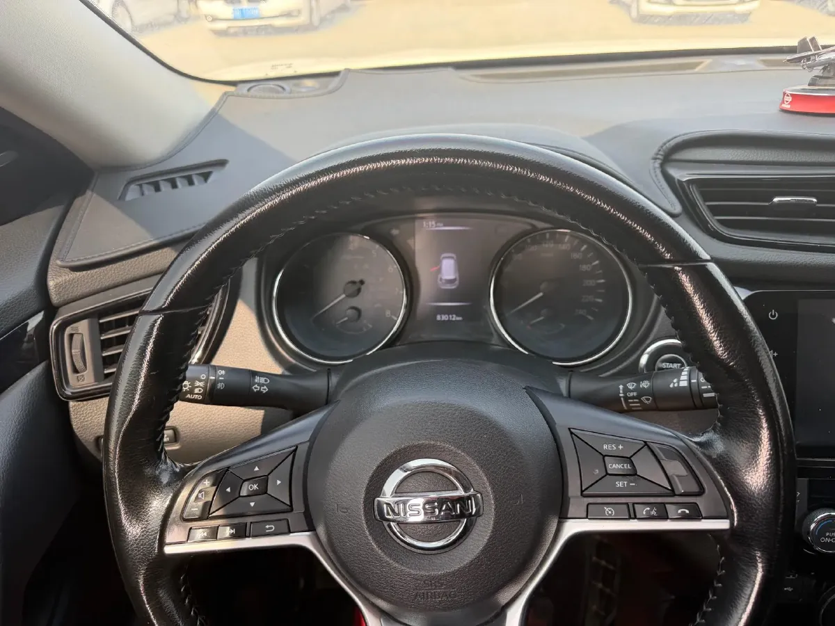 2020 Nissan X-Trail 2.0L 154HP L4 CVT,autocango,china used car exporter,china ev exporter,chinese used car exporter,chinese used ev exporter