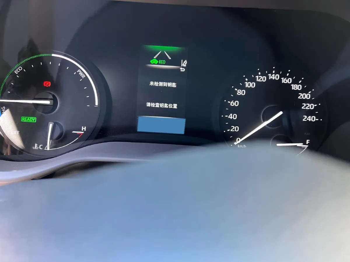 2024 Toyota Sienna 2.5L 189HP L4 E-CVT Hybrid,autocango,china used car exporter,china ev exporter,chinese used car exporter,chinese used ev exporter