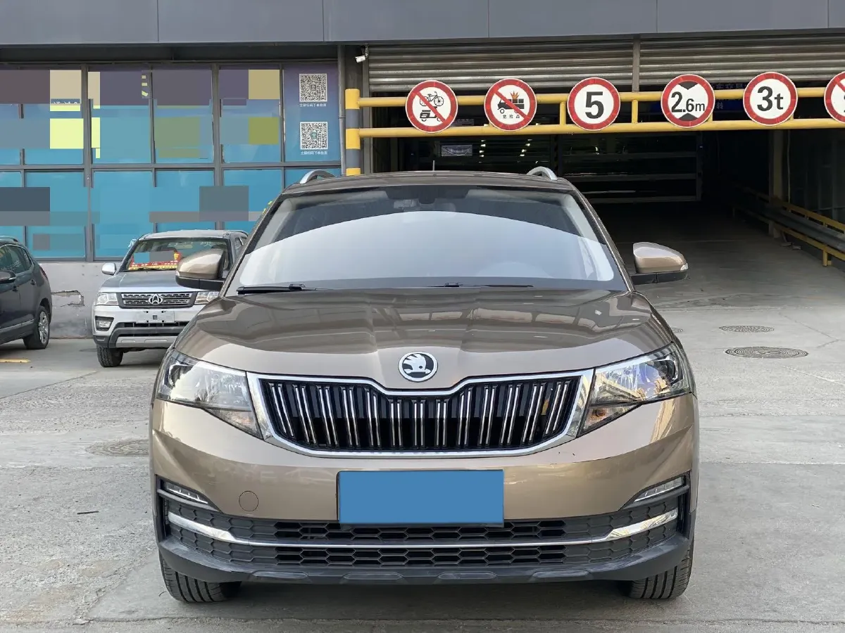 2020 Qoros 7 1.6T 204HP L4 7DCT,autocango,china used car exporter,china ev exporter,chinese used car exporter,chinese used ev exporter