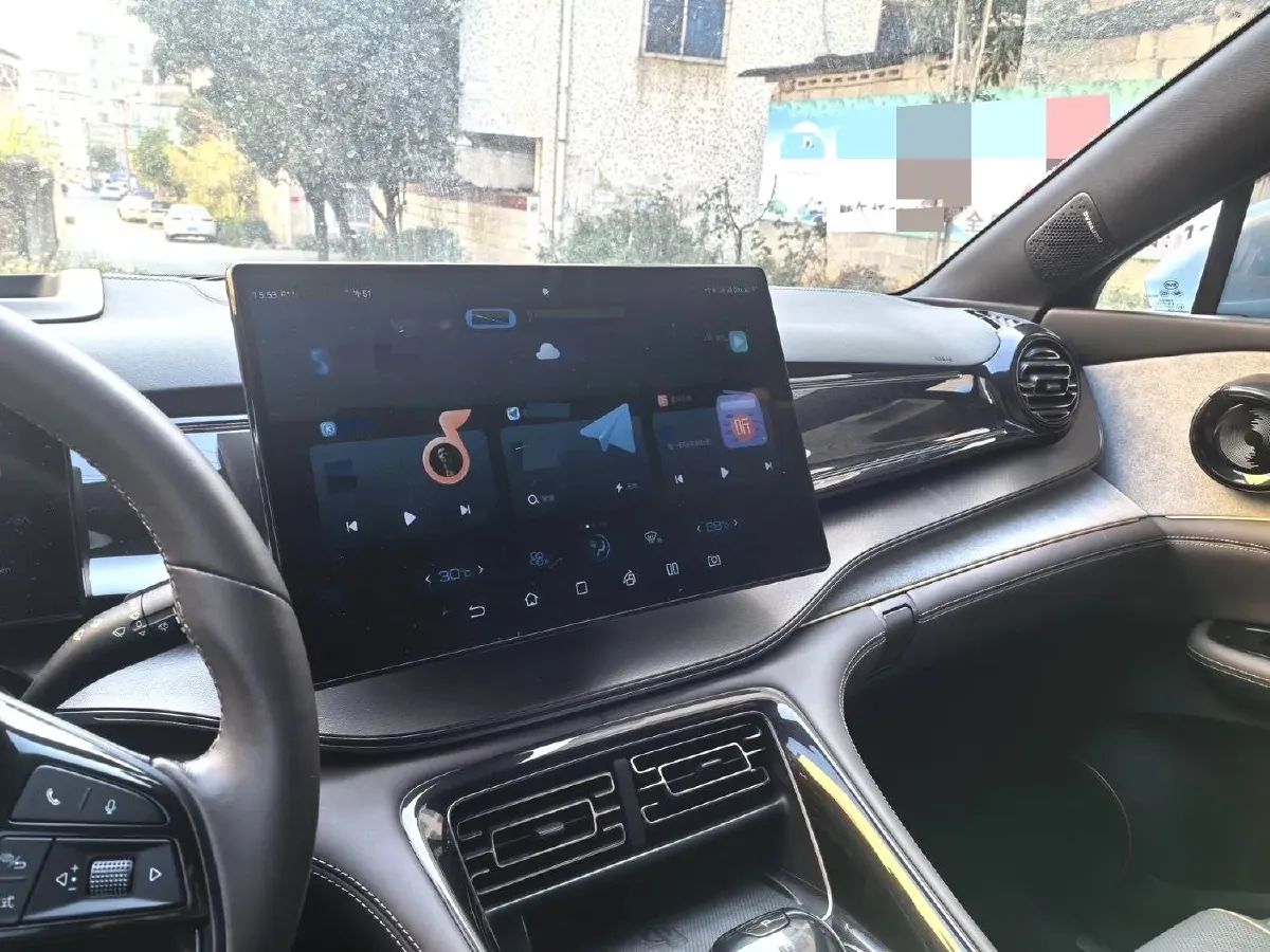 2023 BYD Frigate 07 1.5T 139HP L4 E-CVT PHEV 18.3KWH,autocango,china used car exporter,china ev exporter,chinese used car exporter,chinese used ev exporter