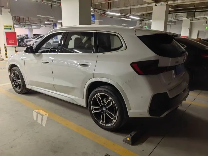 2025 BMW X1 2.0T 204HP L4 7DCT,autocango,china used car exporter,china ev exporter,chinese used car exporter,chinese used ev exporter