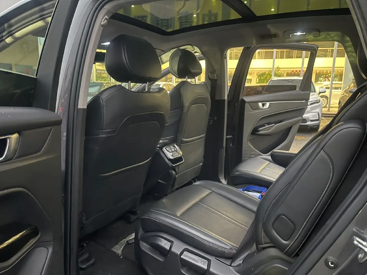 2020 WuLing KaiJie 1.5T 147HP L4 CVT,autocango,china used car exporter,china ev exporter,chinese used car exporter,chinese used ev exporter