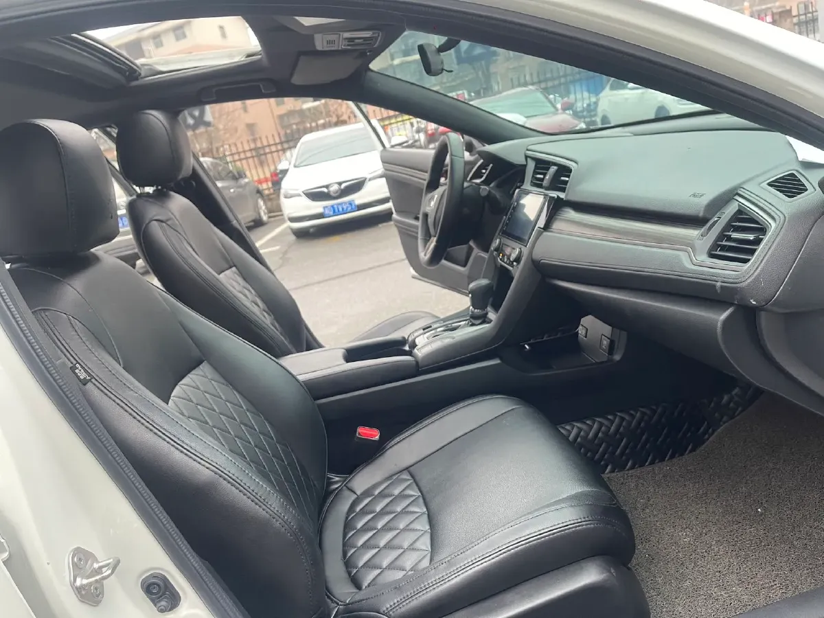 2021 Honda Civic 1.5T 177HP L4 CVT,autocango,china used car exporter,china ev exporter,chinese used car exporter,chinese used ev exporter