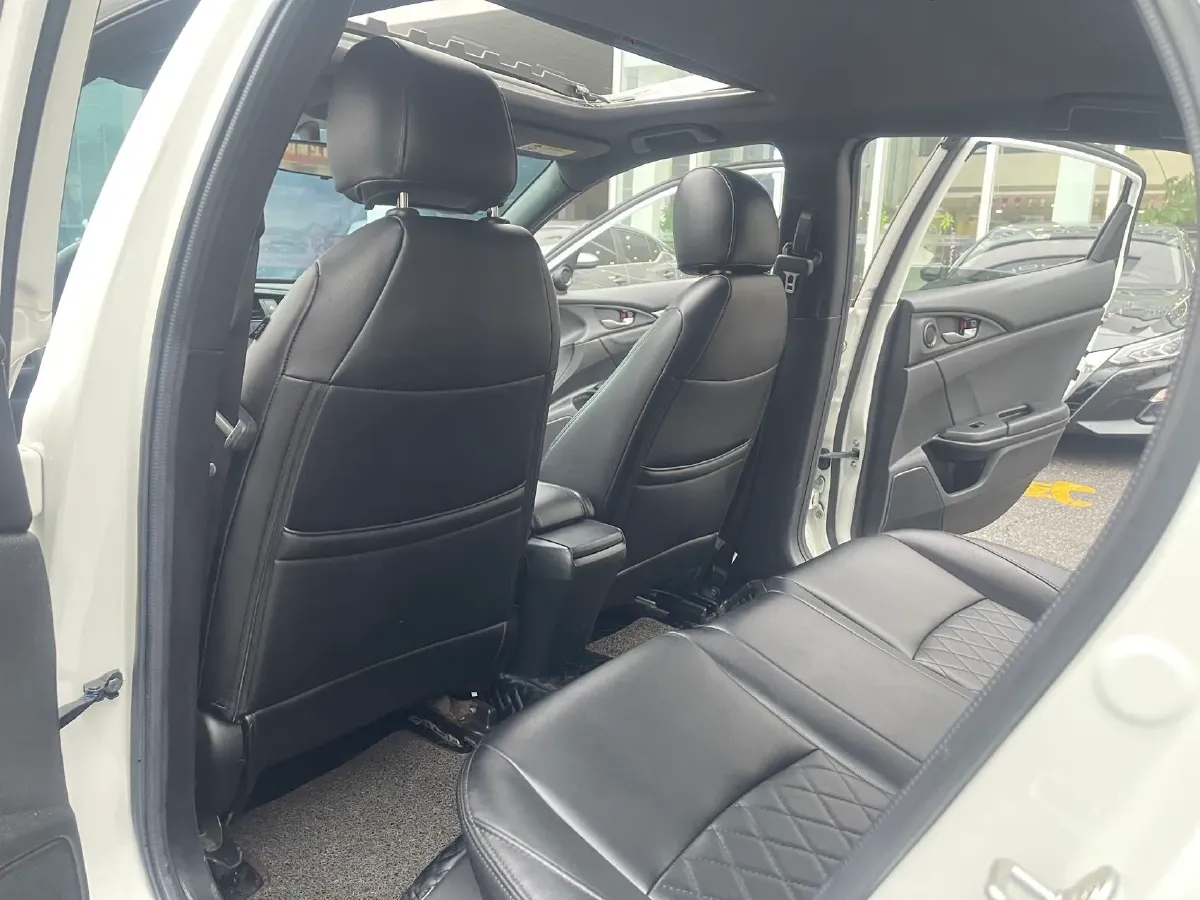 2021 Honda Civic 1.5T 177HP L4 CVT,autocango,china used car exporter,china ev exporter,chinese used car exporter,chinese used ev exporter