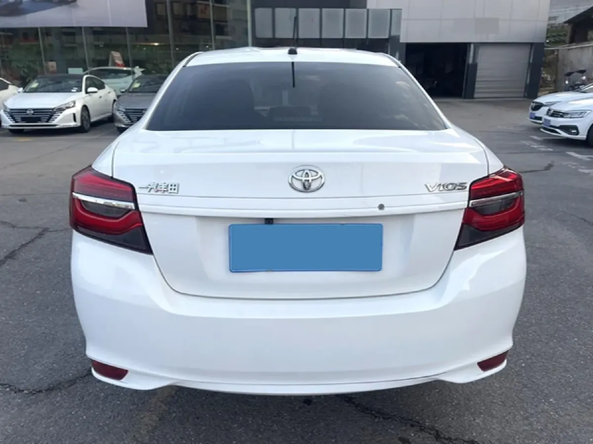 2021 Toyota Vios 1.5L 112HP L4 CVT,autocango,china used car exporter,china ev exporter,chinese used car exporter,chinese used ev exporter