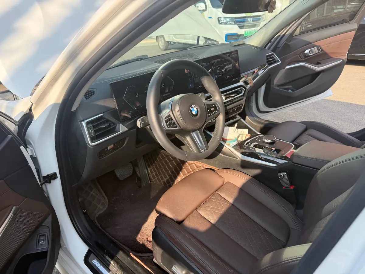 2023 BMW 3 Series 2.0T 184HP L4 8AT,autocango,china used car exporter,china ev exporter,chinese used car exporter,chinese used ev exporter