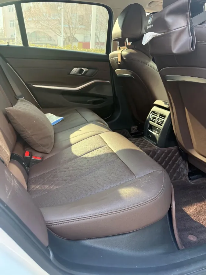 2023 BMW 3 Series 2.0T 184HP L4 8AT,autocango,china used car exporter,china ev exporter,chinese used car exporter,chinese used ev exporter