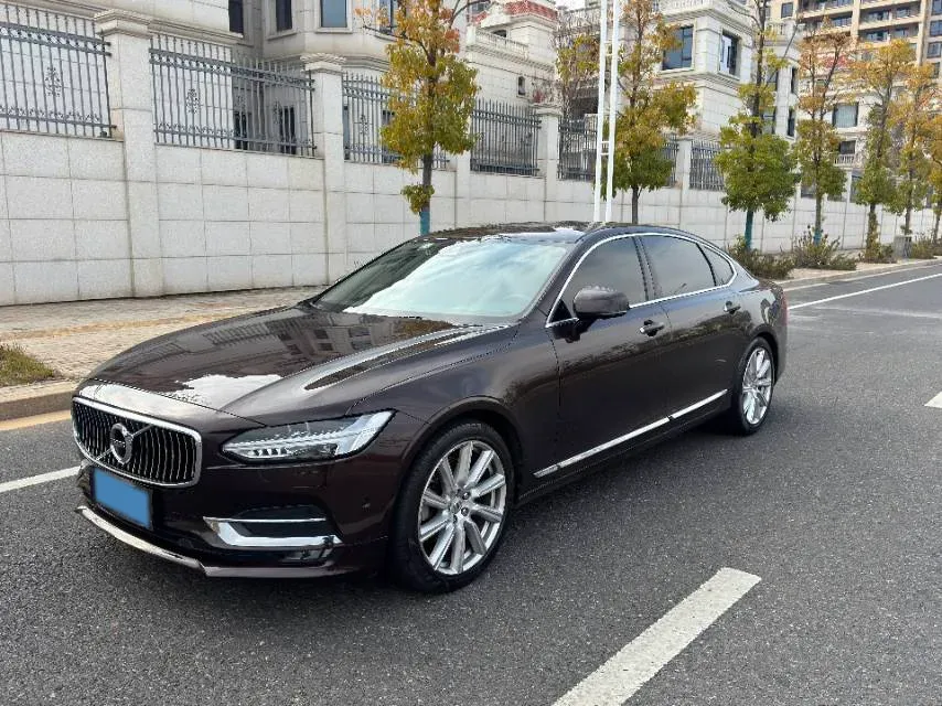 2018 Volvo S90 2.0T 254HP L4 8AT,autocango,china used car exporter,china ev exporter,chinese used car exporter,chinese used ev exporter