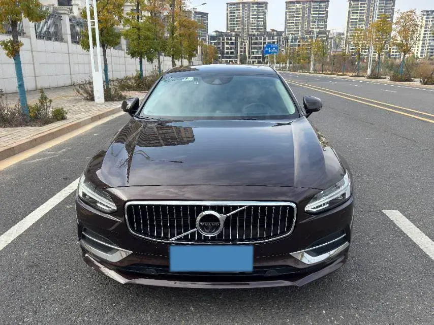 2018 Volvo S90 2.0T 254HP L4 8AT,autocango,china used car exporter,china ev exporter,chinese used car exporter,chinese used ev exporter
