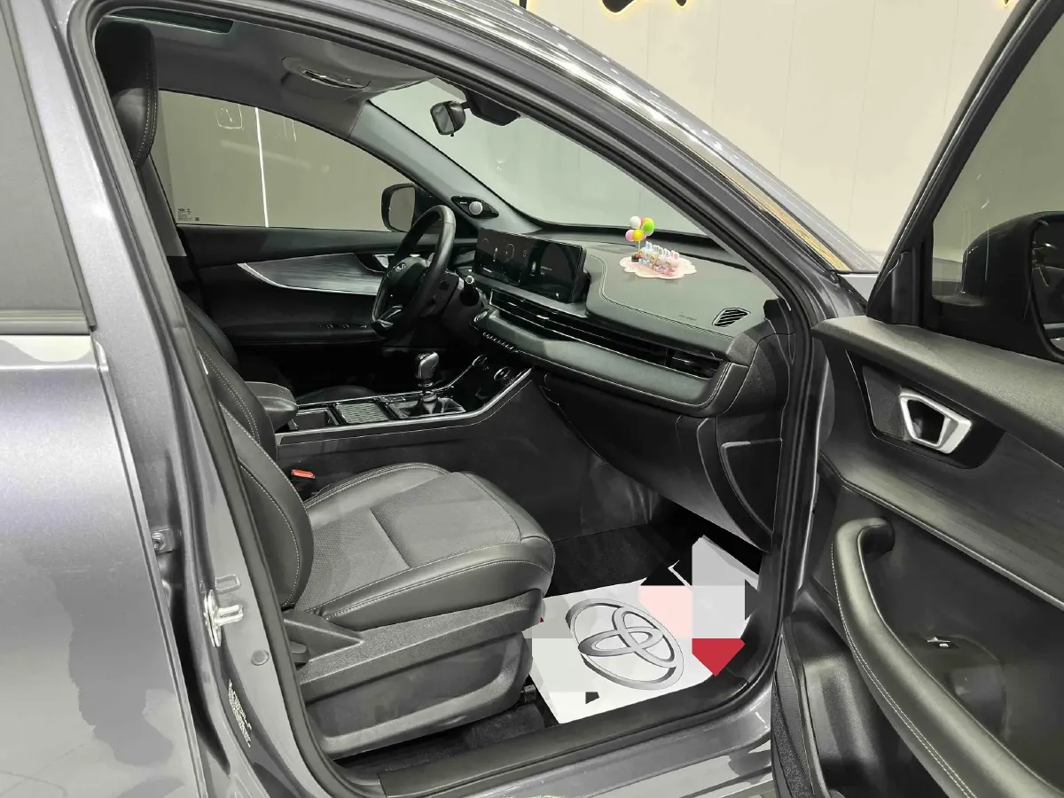 2021 Chery Tiggo 7 Plus 1.5T 156HP L4 6MT,autocango,china used car exporter,china ev exporter,chinese used car exporter,chinese used ev exporter