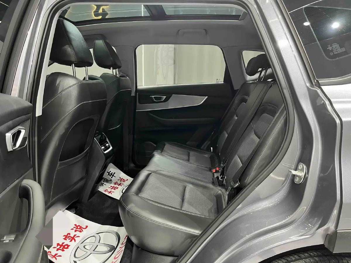 2021 Chery Tiggo 7 Plus 1.5T 156HP L4 6MT,autocango,china used car exporter,china ev exporter,chinese used car exporter,chinese used ev exporter