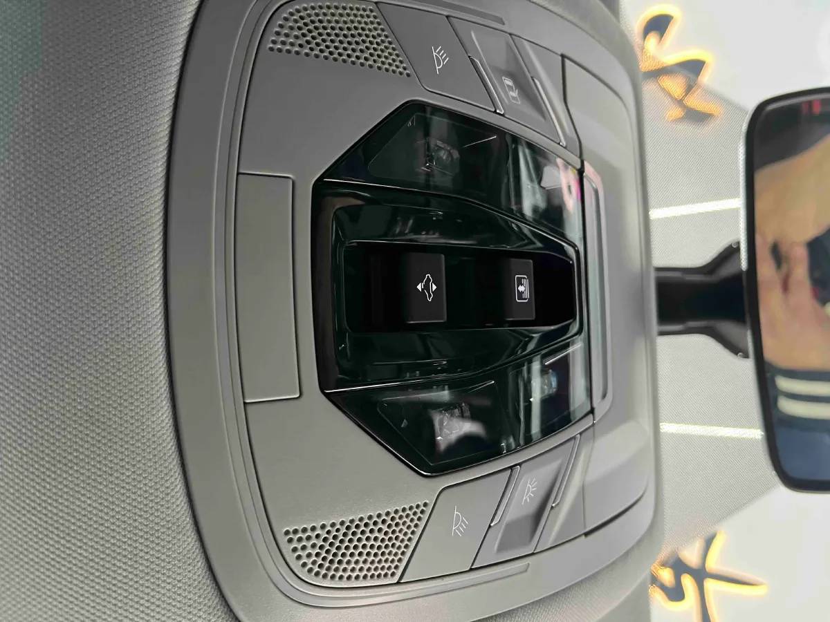 2021 Chery Tiggo 7 Plus 1.5T 156HP L4 6MT,autocango,china used car exporter,china ev exporter,chinese used car exporter,chinese used ev exporter