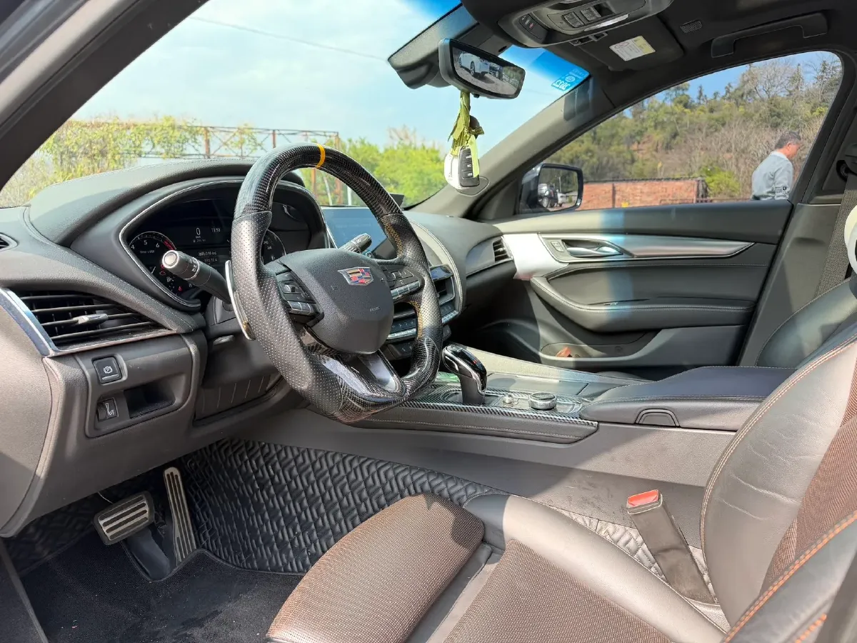 2020 Cadillac CT5 2.0T 237HP L4 10AT,autocango,china used car exporter,china ev exporter,chinese used car exporter,chinese used ev exporter