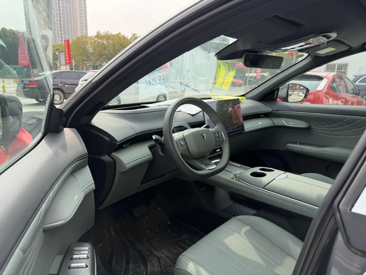 2025 Deepal S07 BEV 68.82KWH,autocango,china used car exporter,china ev exporter,chinese used car exporter,chinese used ev exporter