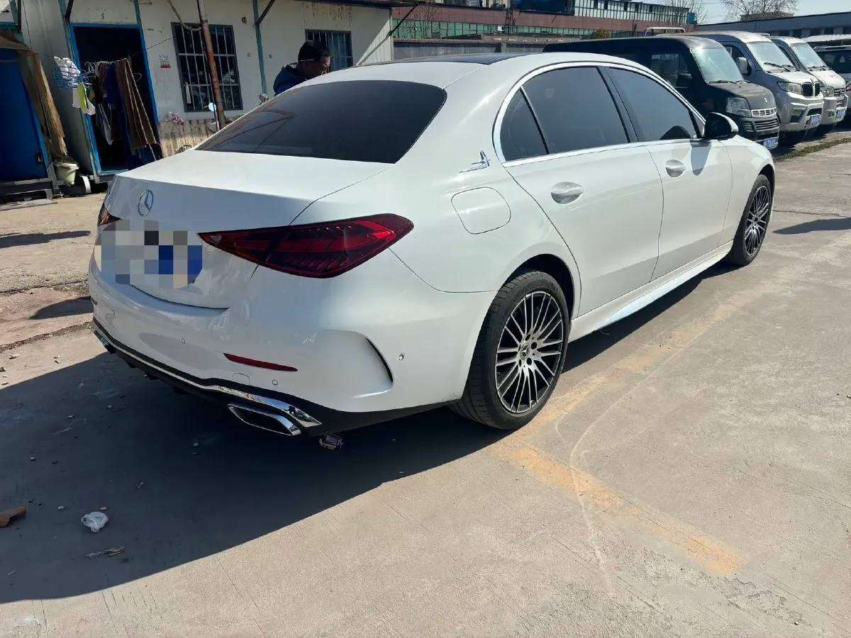 2024 Mercedes-Benz C Class 1.5T 204HP L4 9AT,autocango,china used car exporter,china ev exporter,chinese used car exporter,chinese used ev exporter