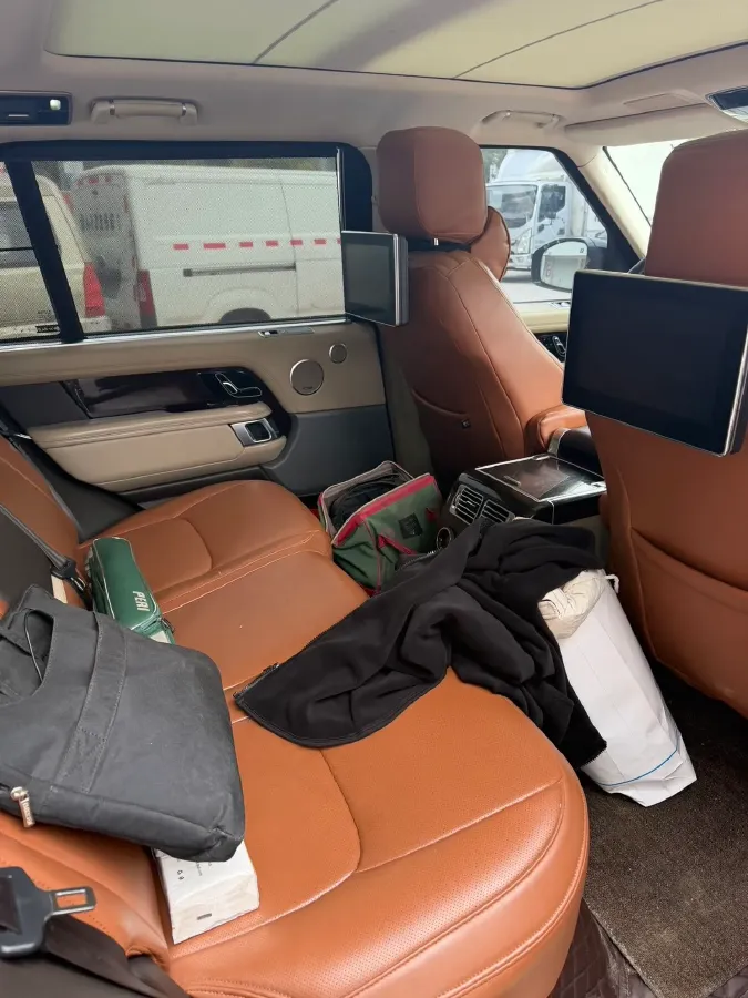 2020 Land Rover Range Rover 3.0T 400HP L6 8AT,autocango,china used car exporter,china ev exporter,chinese used car exporter,chinese used ev exporter