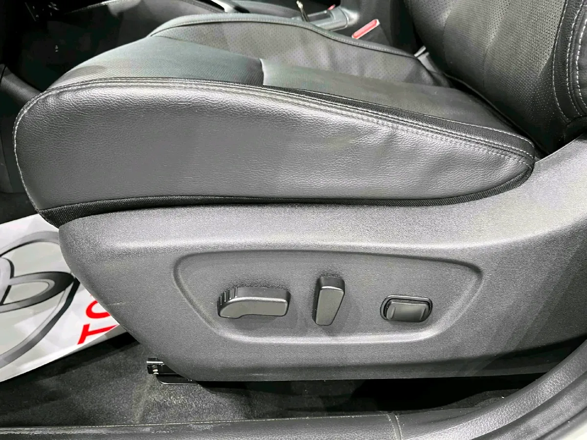 2020 Nissan X-Trail 2.0L 154HP L4 CVT,autocango,china used car exporter,china ev exporter,chinese used car exporter,chinese used ev exporter