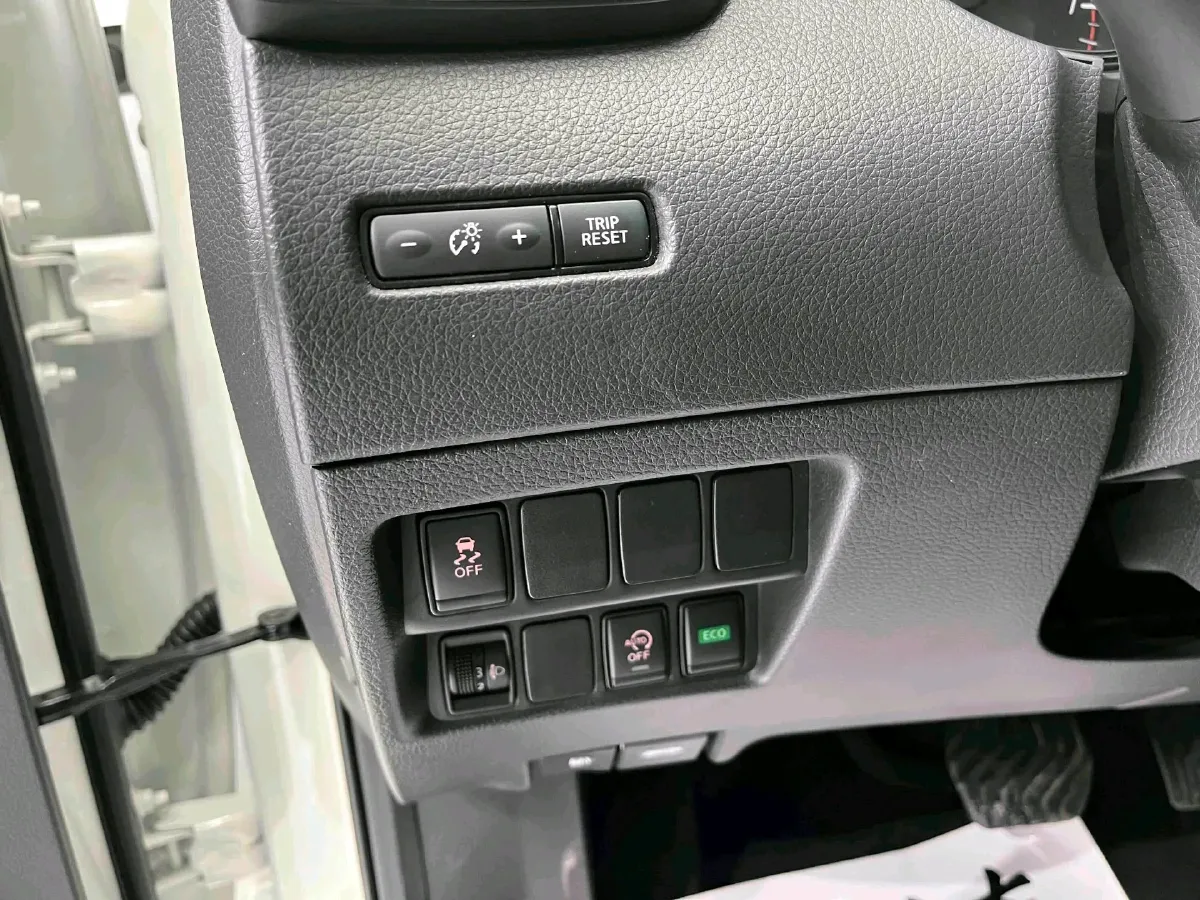 2020 Nissan X-Trail 2.0L 154HP L4 CVT,autocango,china used car exporter,china ev exporter,chinese used car exporter,chinese used ev exporter