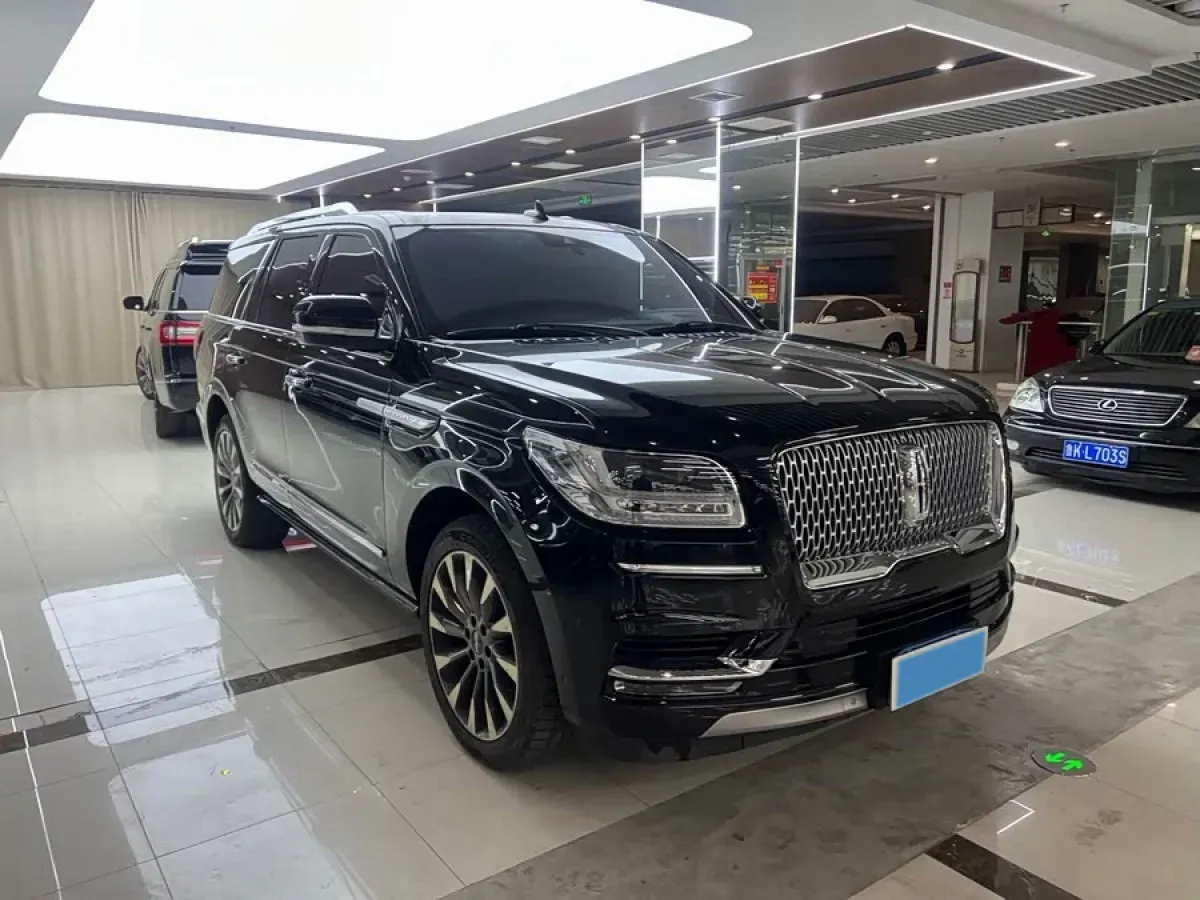 2018 Lincoln Navigator 3.5T 415HP V6 10AT,autocango,china used car exporter,china ev exporter,chinese used car exporter,chinese used ev exporter