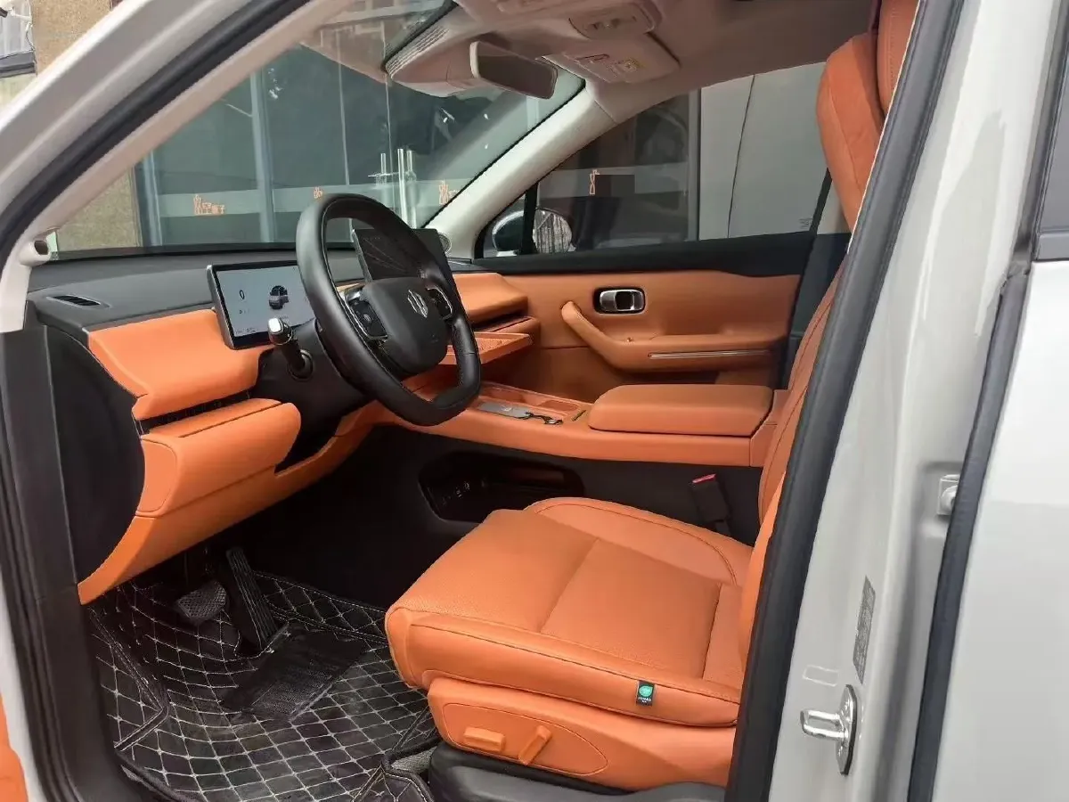 2024 Leapmotor C10 BEV 69.9KWH,autocango,china used car exporter,china ev exporter,chinese used car exporter,chinese used ev exporter