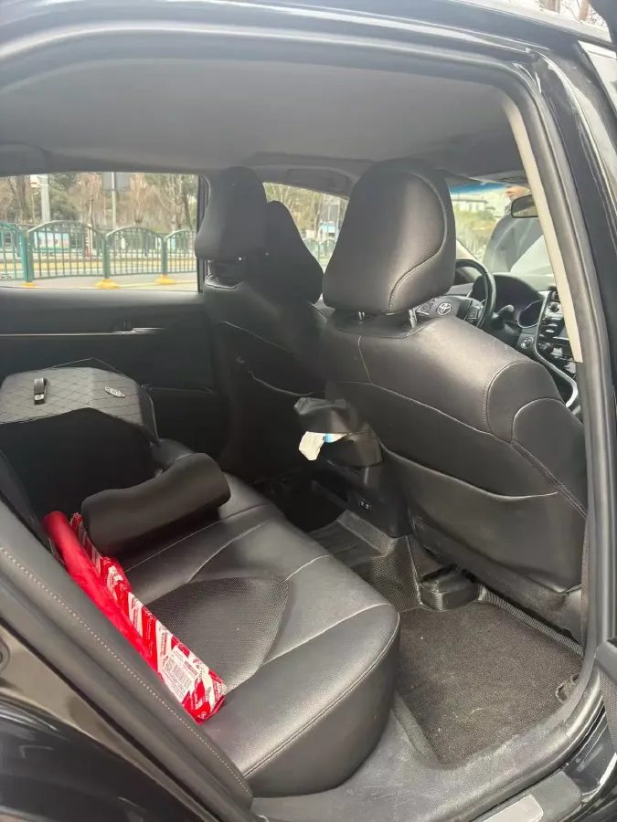 2018 Toyota Camry 2.0L 169HP L4 6AT,autocango,china used car exporter,china ev exporter,chinese used car exporter,chinese used ev exporter